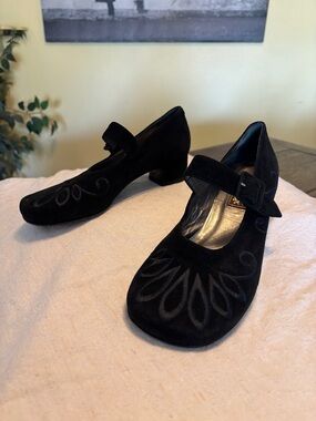 Peter Kaiser Black Suede Mary Jane Heels with Embroidered Design